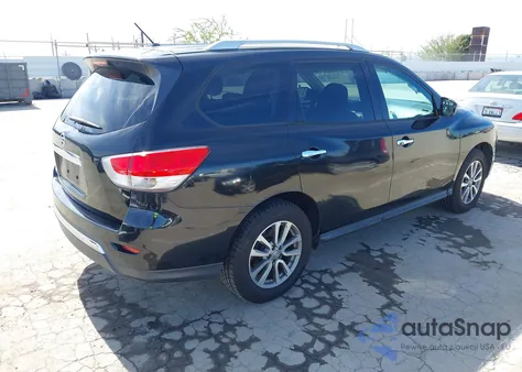 2016 Nissan Pathfinder Platinum/S/Sl/Sv z USA, uszkodzony, nr VIN 5N1AR2MN3GC609261